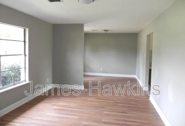 Photo - 2724 Endicott Dr