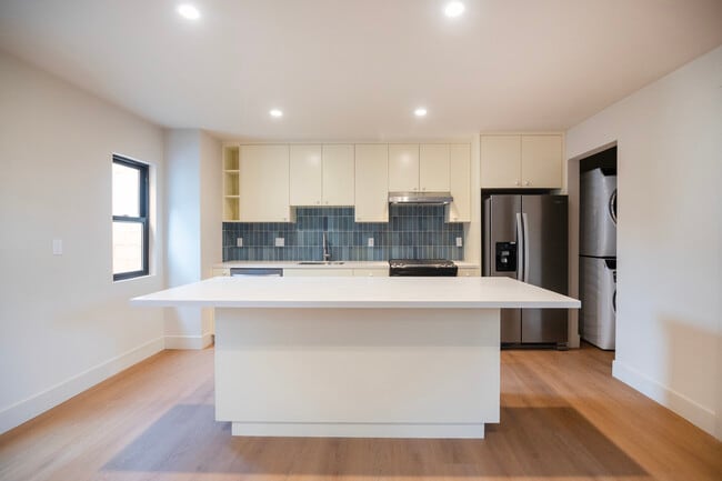 Photo - 4541 1/2 Melbourne Ave Unit 5