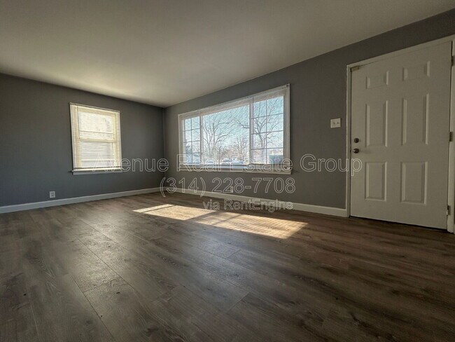 Photo - 8306 Whitewater Dr