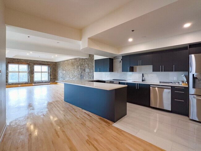 Photo - 36 Rue Saint-Paul E Unit 300