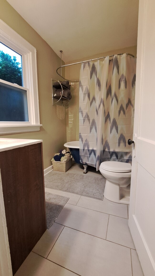 Photo - 2020 Highland Ave Unit #1