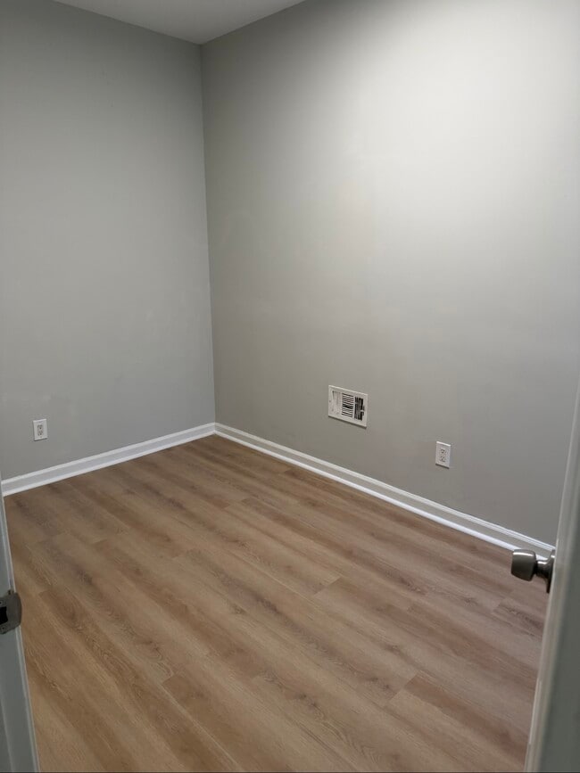 Photo - 2630 N Bancroft St