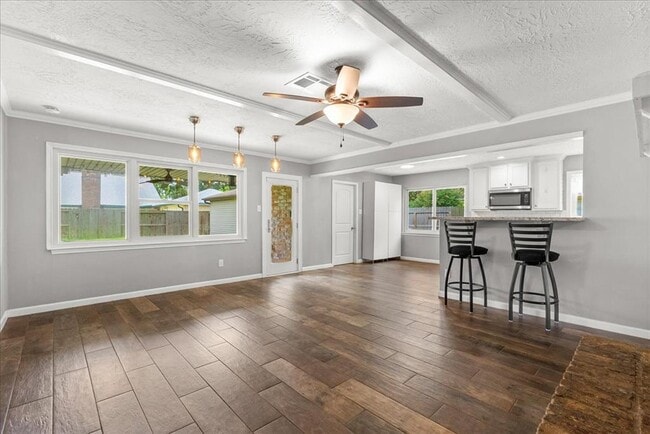 Photo - 3319 Meadowcreek Dr