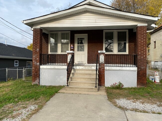 Building Photo - 353 Horn Ave