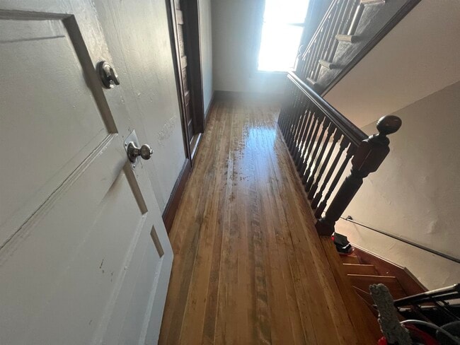 Photo - 551 Montgomery St Unit 2
