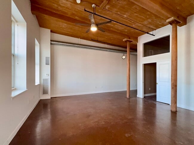 Photo - 35 Riverwalk Way Unit 35 Riverwalk Way - R