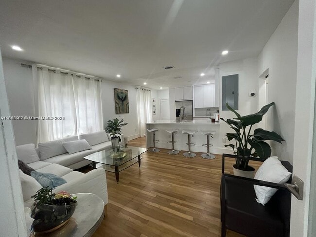 Photo - 1091 NW 59th St