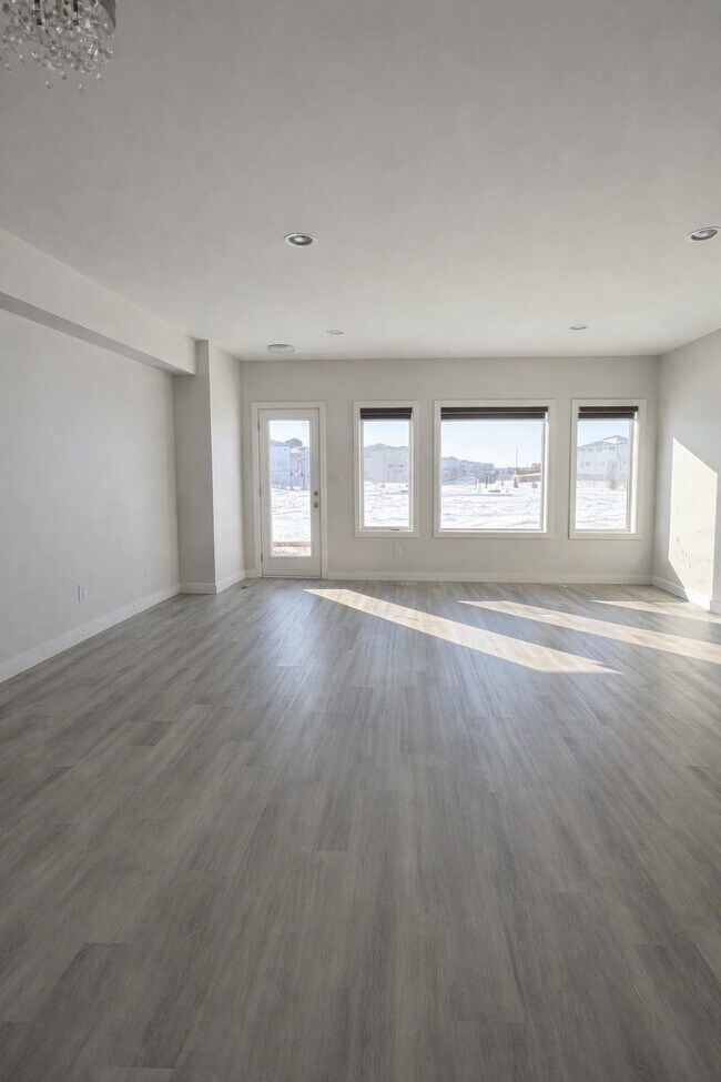 Photo - 62 Ken Wong Bay