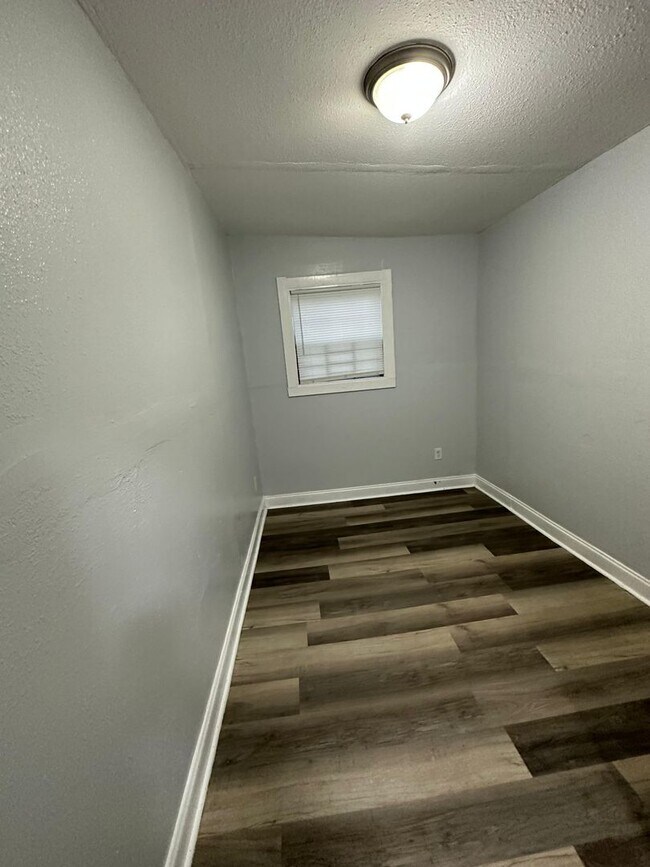 Photo - Fully Renovated 3/1 Single Family House Available for Immediate Rent!