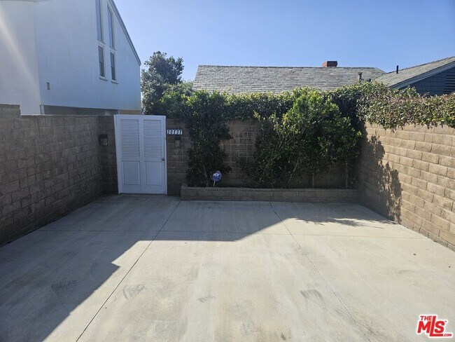 Photo - 30838 Broad Beach Rd