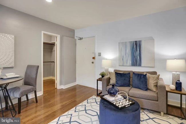 Photo - 2710 Macomb St NW