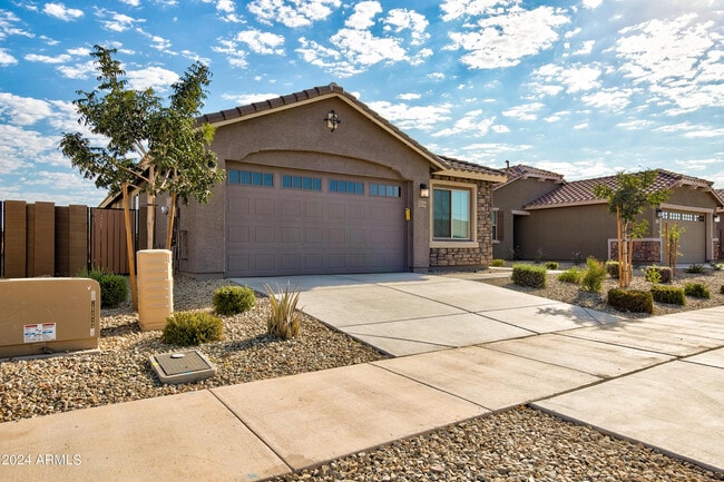 Photo - 17036 W Artemisa Ave