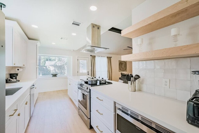 Photo - 6230 Rena St Unidad ID1316407P