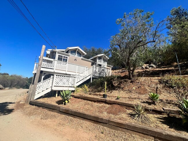 Photo - Stunning 3BR/3BA + Loft Home | 1,920 SqFt ...