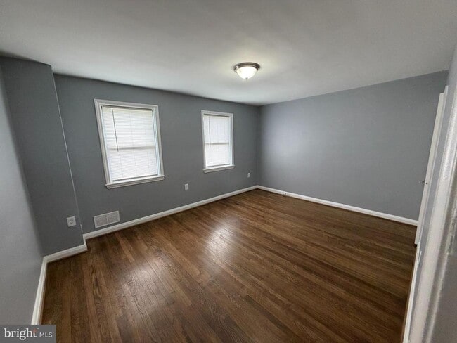 Photo - 7136 Eastbrook Ave