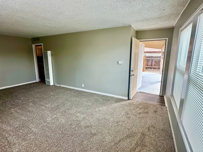 Photo - 210 Jackson St