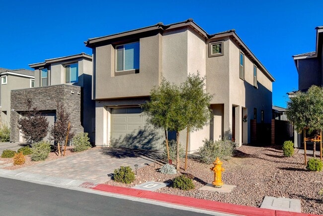 Photo - 5 Bedroom in Summerlin!!