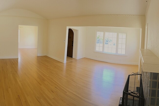 Photo - 325 S Berkeley Ave Unit Main House