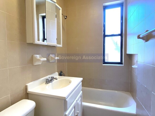 Photo - 634 St Nicholas Ave Unit 4H