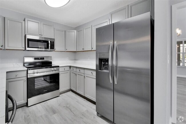 Building Photo - 2410 S Glen Eagles Dr Rental