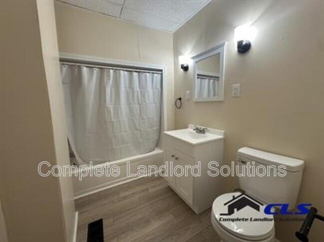 Photo - 1030 N 14th St