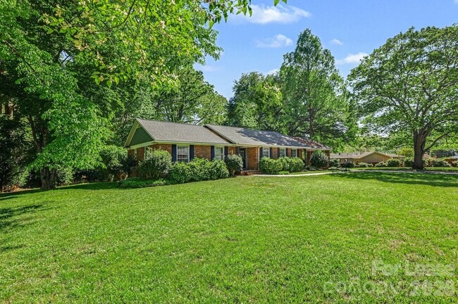 Photo - 2120 Rocky Knoll Dr