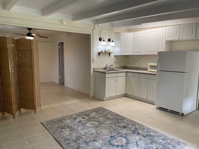 Photo - l3817g Unit #1