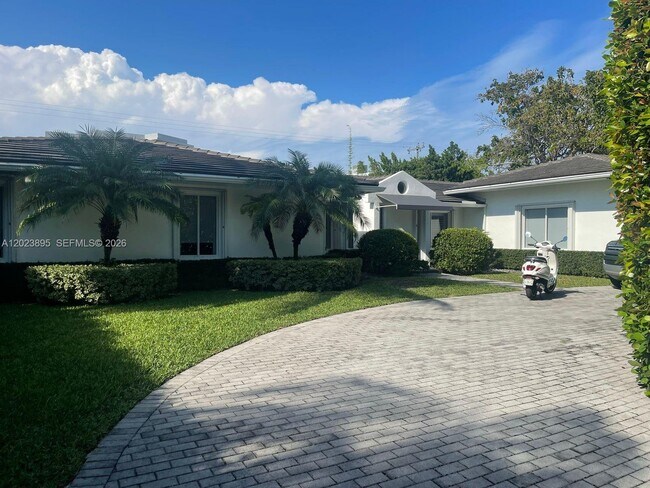 Photo - 181 Island Dr