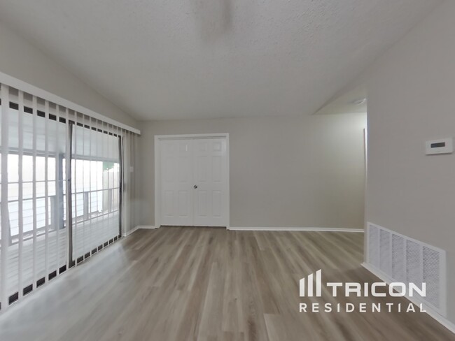 Photo - 4111 Sunrise Crest Dr