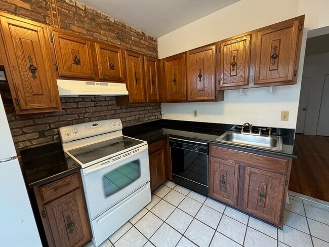 Photo - 1412 Commonwealth Ave Apartment Unit 1412