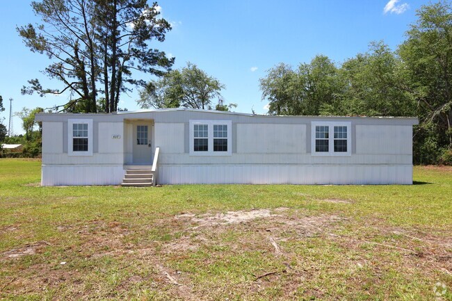 Building Photo - 437 North St Rental
