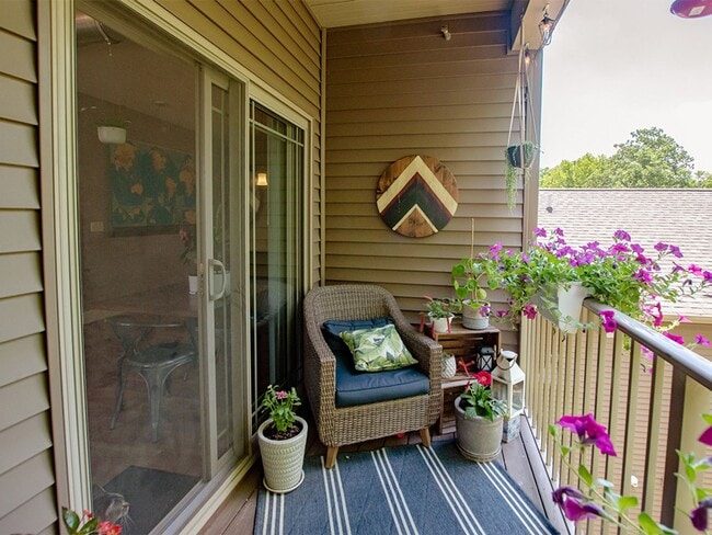 Photo - 408 S Prairie St