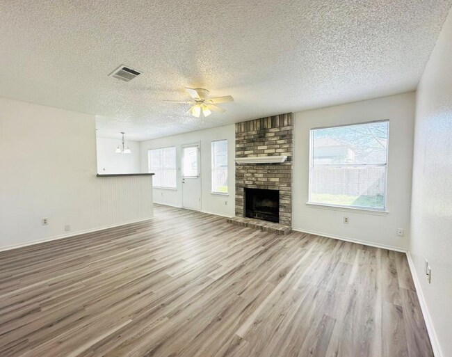 Photo - 809 Smoke Signal Pass