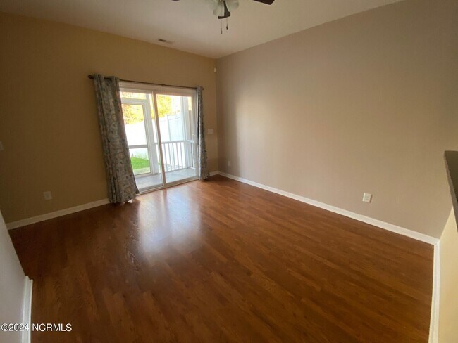 Photo - 268 Caldwell Loop