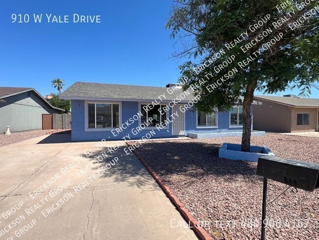 Photo - 910 W Yale Dr