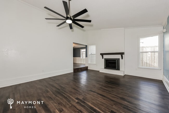 Photo - 2611 Elk Grove Rd