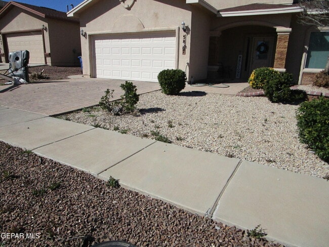 Building Photo - 5807-5807 Redstone Pass Ct Rental