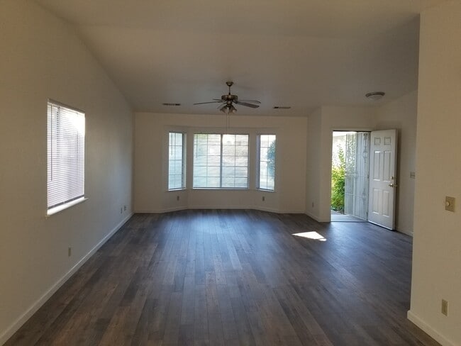 Photo - 3 Bedroom 2 Bath Home in Cottonwood