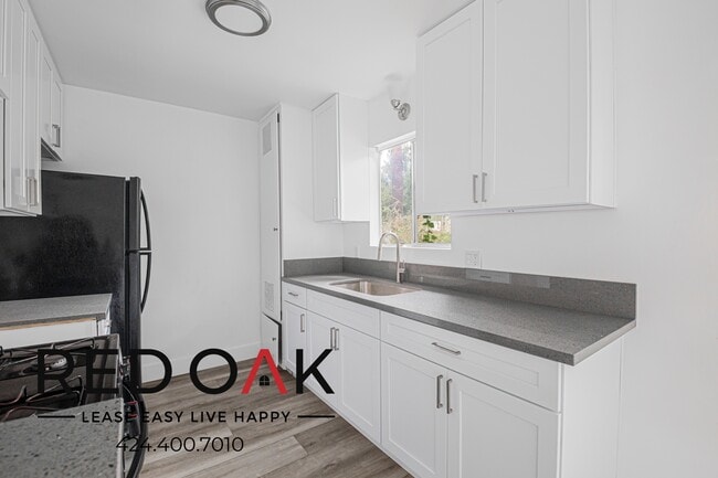 Photo - 630 N Cerritos Ave Unidad 212