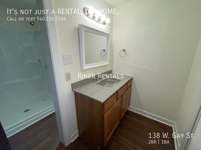 Photo - 138 W Gay St