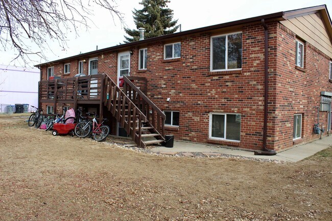 Photo - Spacious 2-Bedroom, 1-Bathroom Apartment in a Quiet Longmont 4-Plex! Available NOW! Unit A
