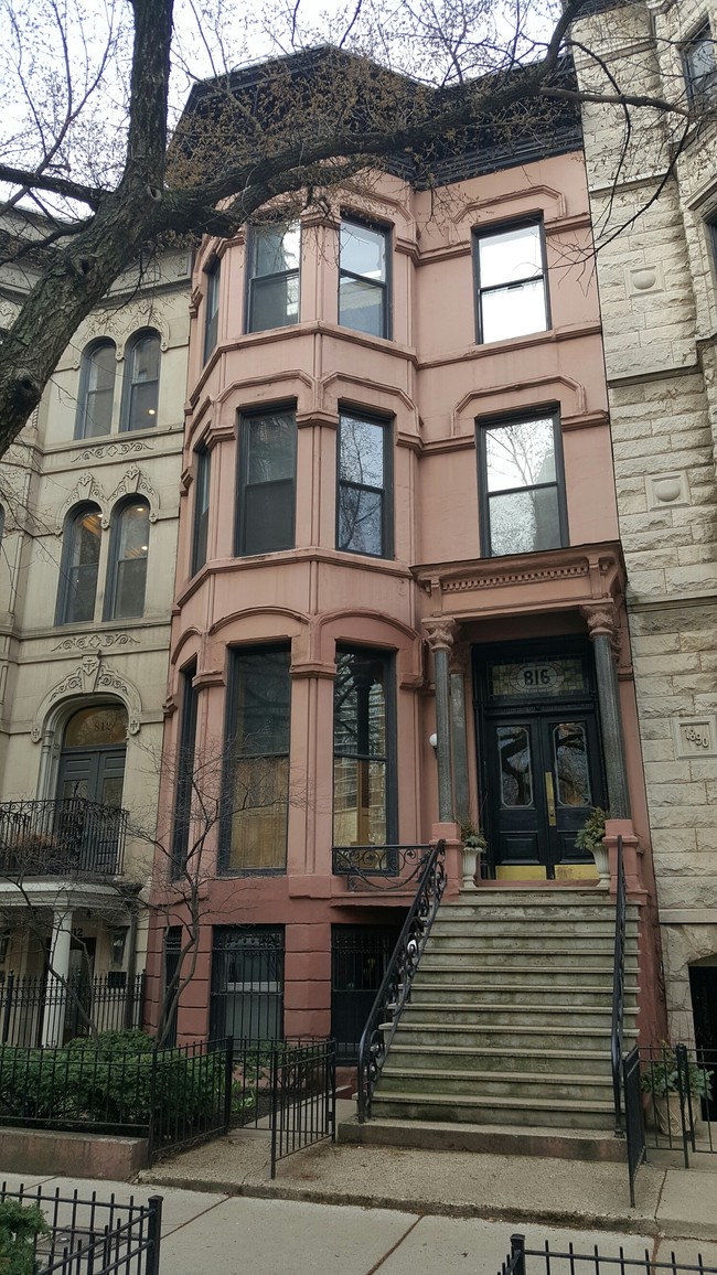 Brownstone Building - 816 N Dearborn St Condo Unit GF
