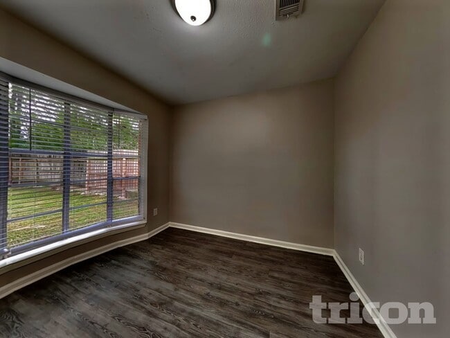 Photo - 17010 Tibet Rd