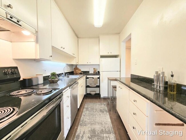 Photo - Top floor Woodlake condo, corner location Unit 407