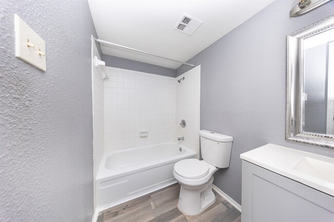 Photo - 13480 S Thorntree Dr Unit 1206