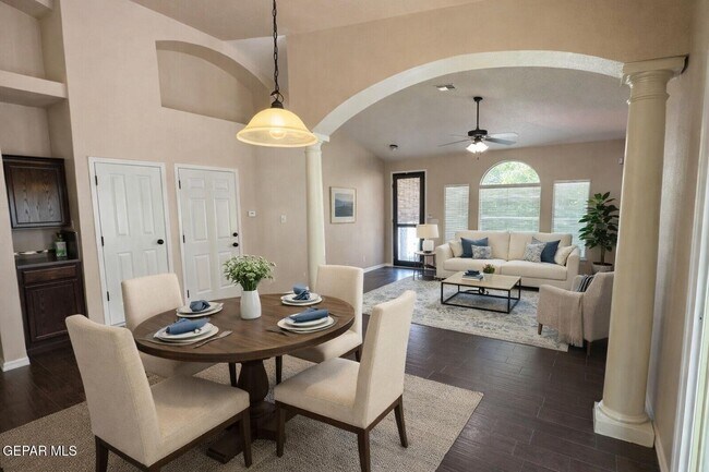 Photo - 13514 Everingham St