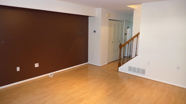 Photo - 24 N Wolfe St