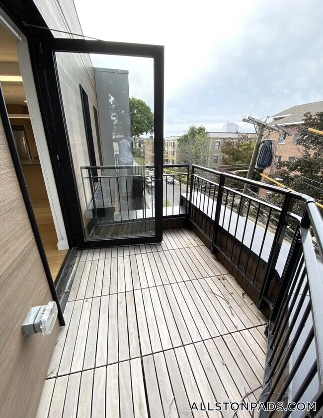 Photo - 83 Gardner St Unit 309