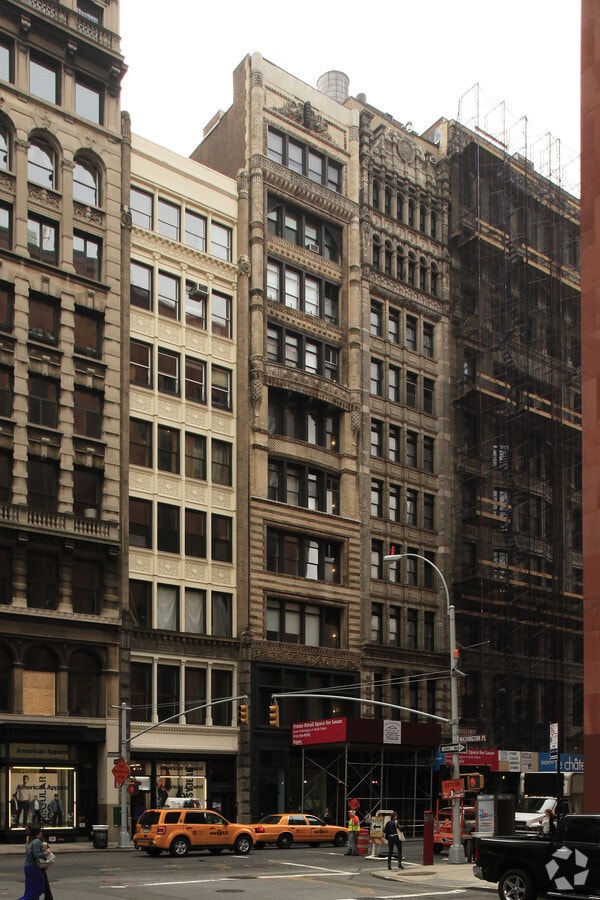 Photo - 710 Broadway