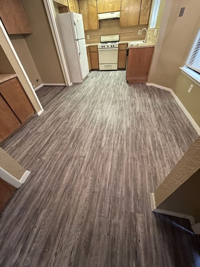 Photo - 1006 Milford Way Apartment Unit B
